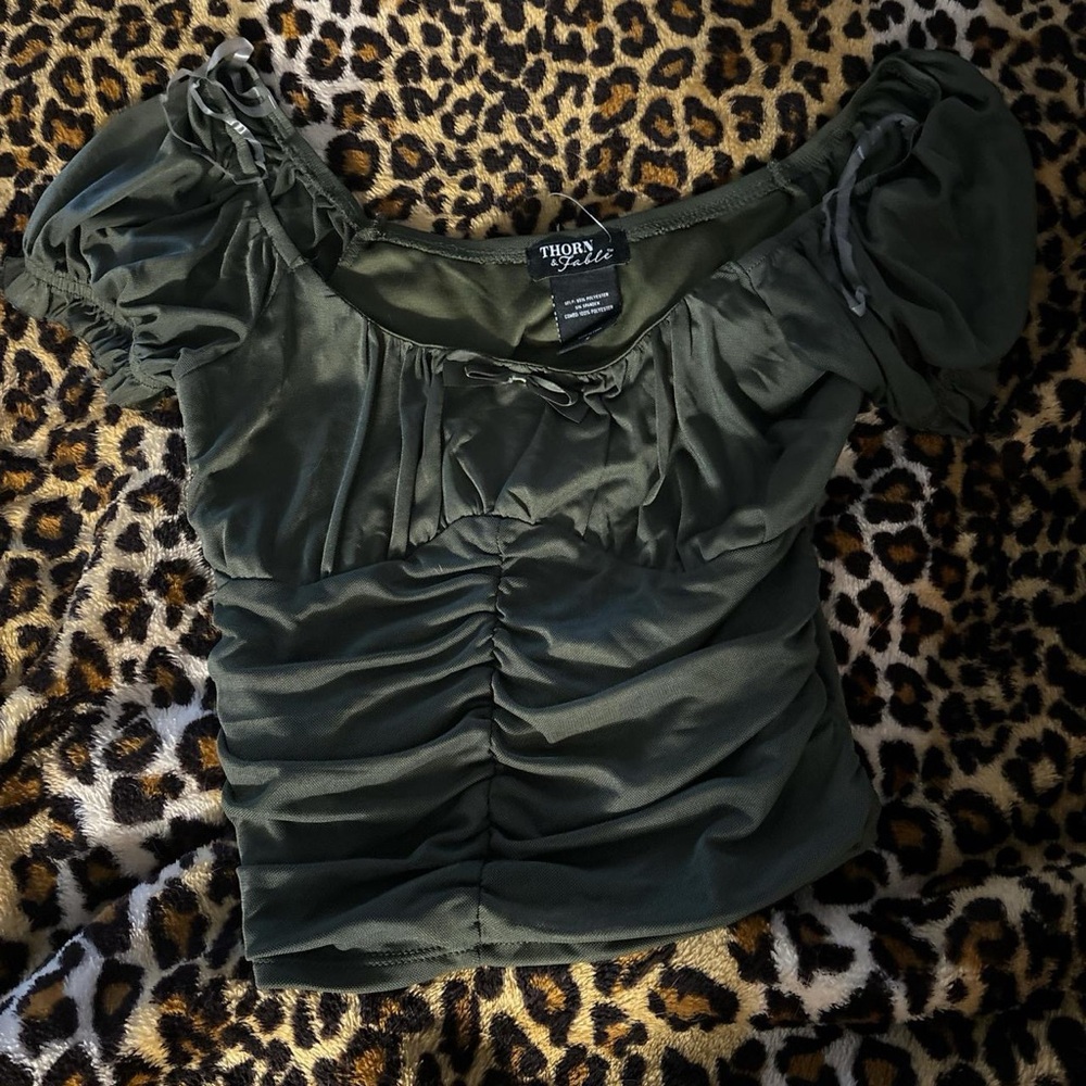 Thorn Green Ruched Top